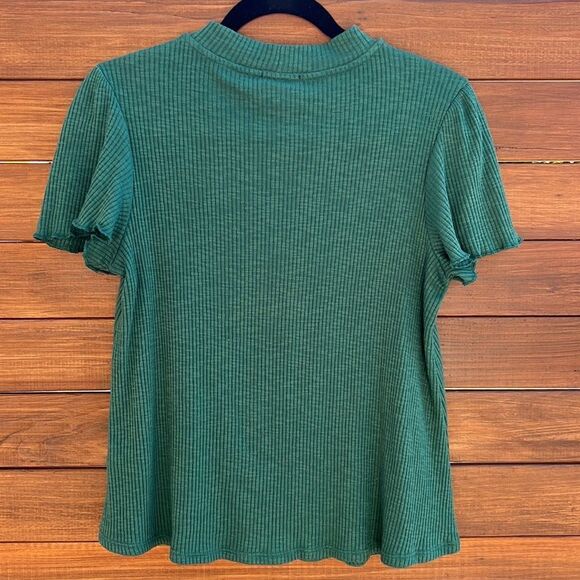 Emerald Green Flowy Top - Picture 2 of 7